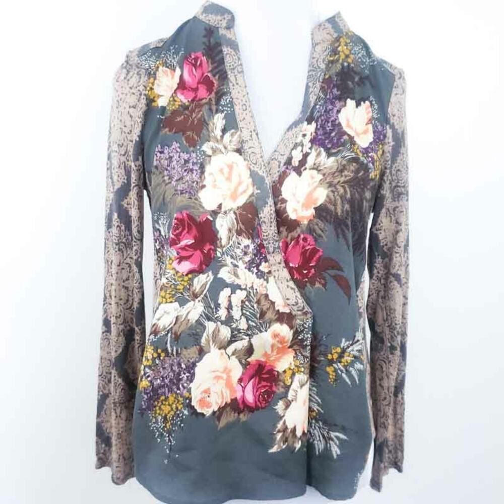 Tiny Floral Print Vneck Blouse Shirt Long Sleeve